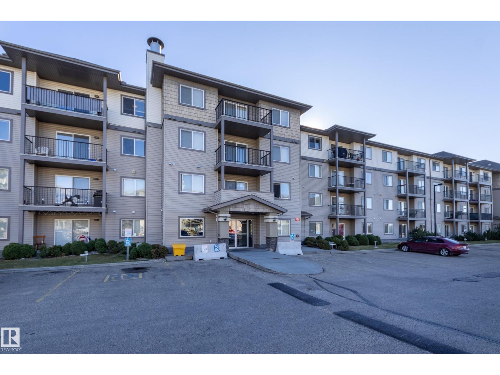 #317 309 CLAREVIEW STATION DR NW