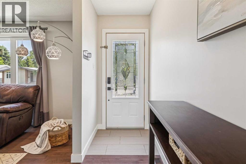 241 Allan Crescent SE