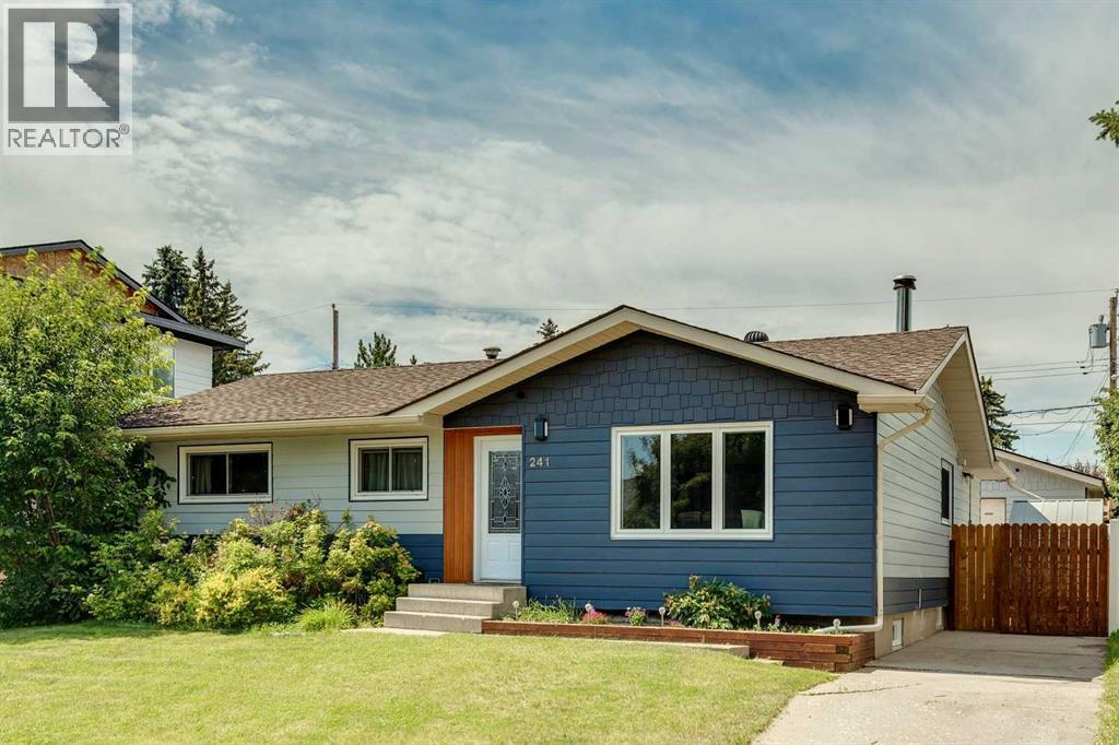 241 Allan Crescent SE