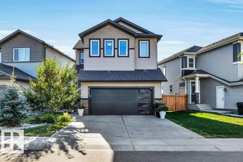 9357 COOPER BEND SW Edmonton AB T6W4A4