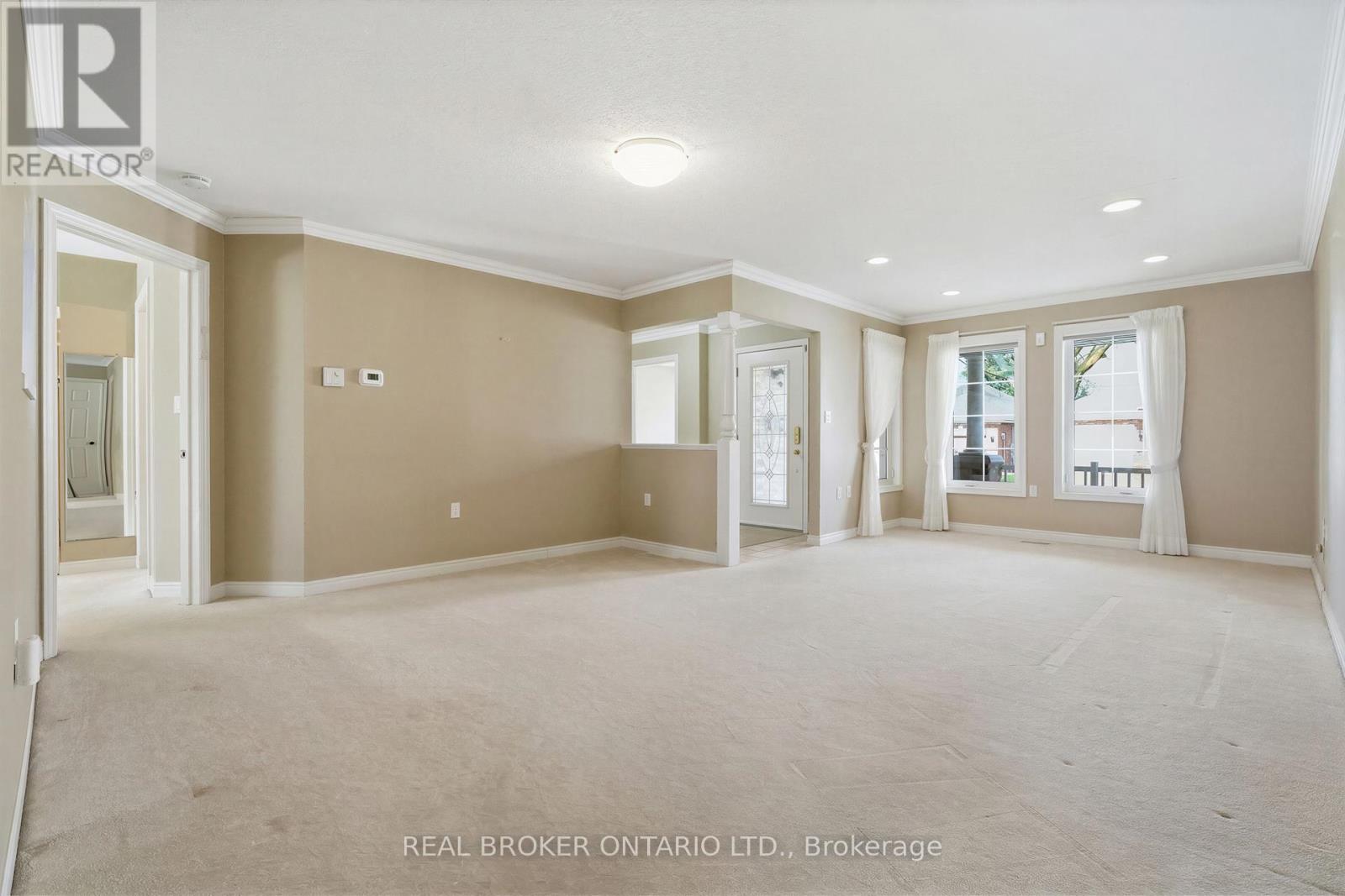 17 PARKSIDE DRIVE
