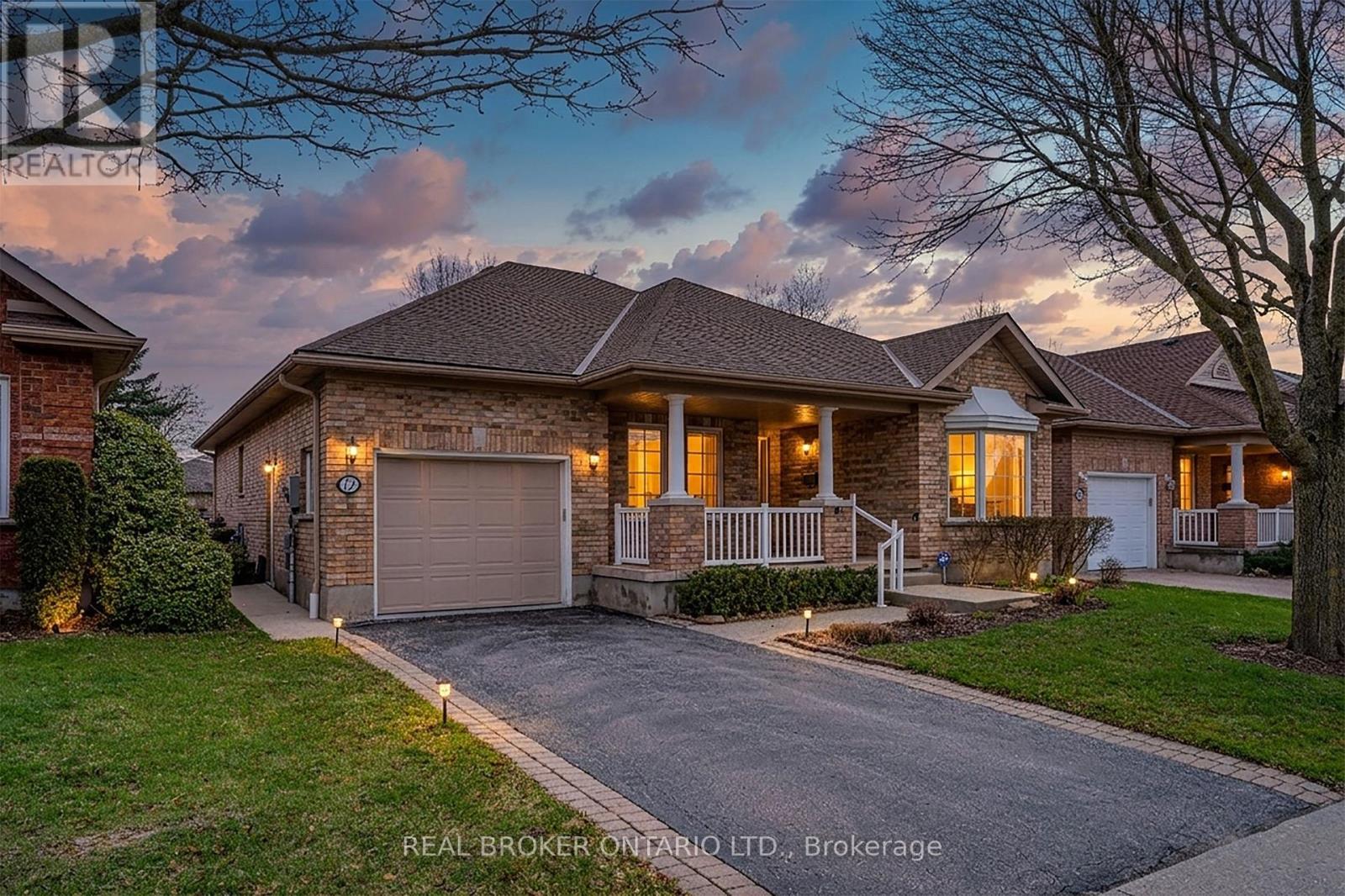 17 PARKSIDE DRIVE