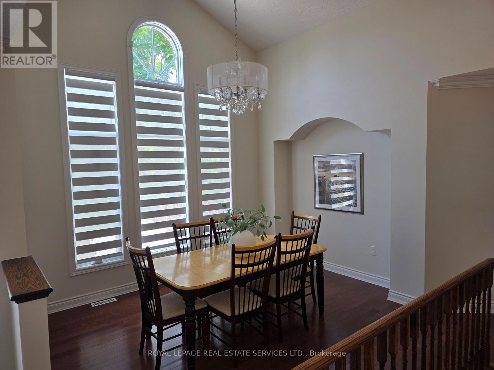 23 - 62 RENAISSANCE POINT