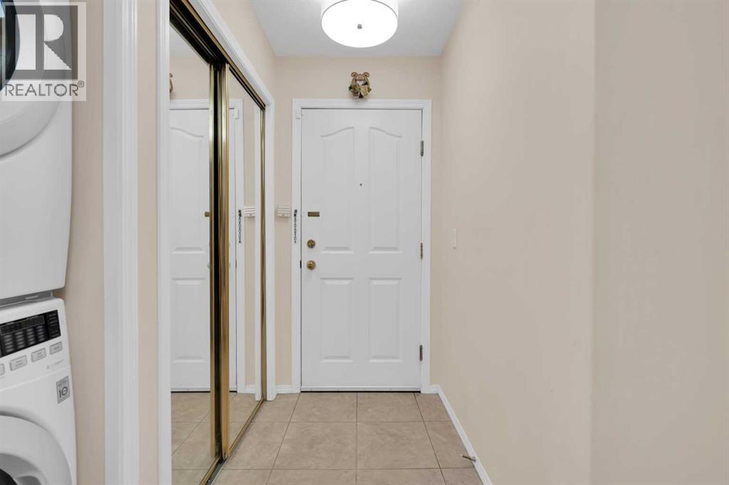 346, 165 Manora Place NE