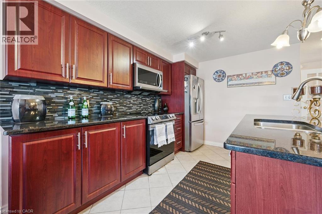 86 BRIDLEWREATH Street