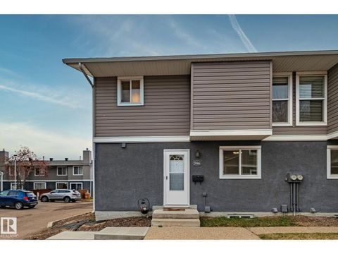 586 LAKEWOOD RD N NW Edmonton AB T6K3Y1