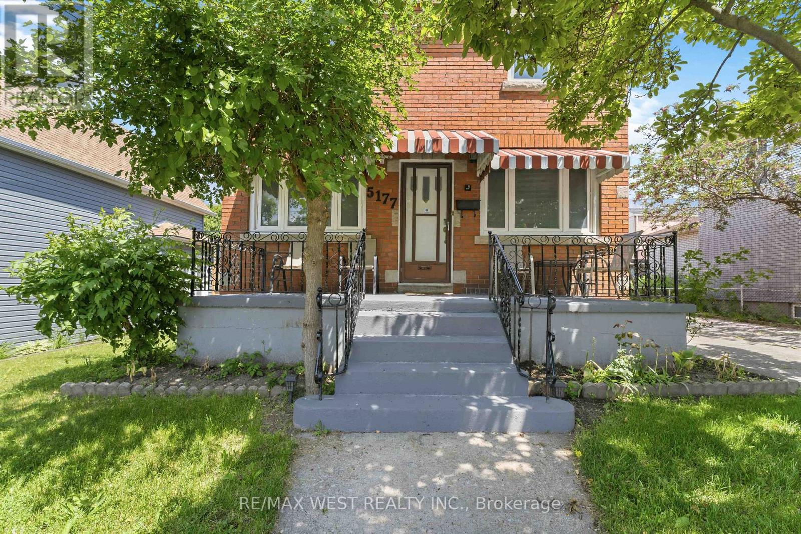 5177 KITCHENER STREET
