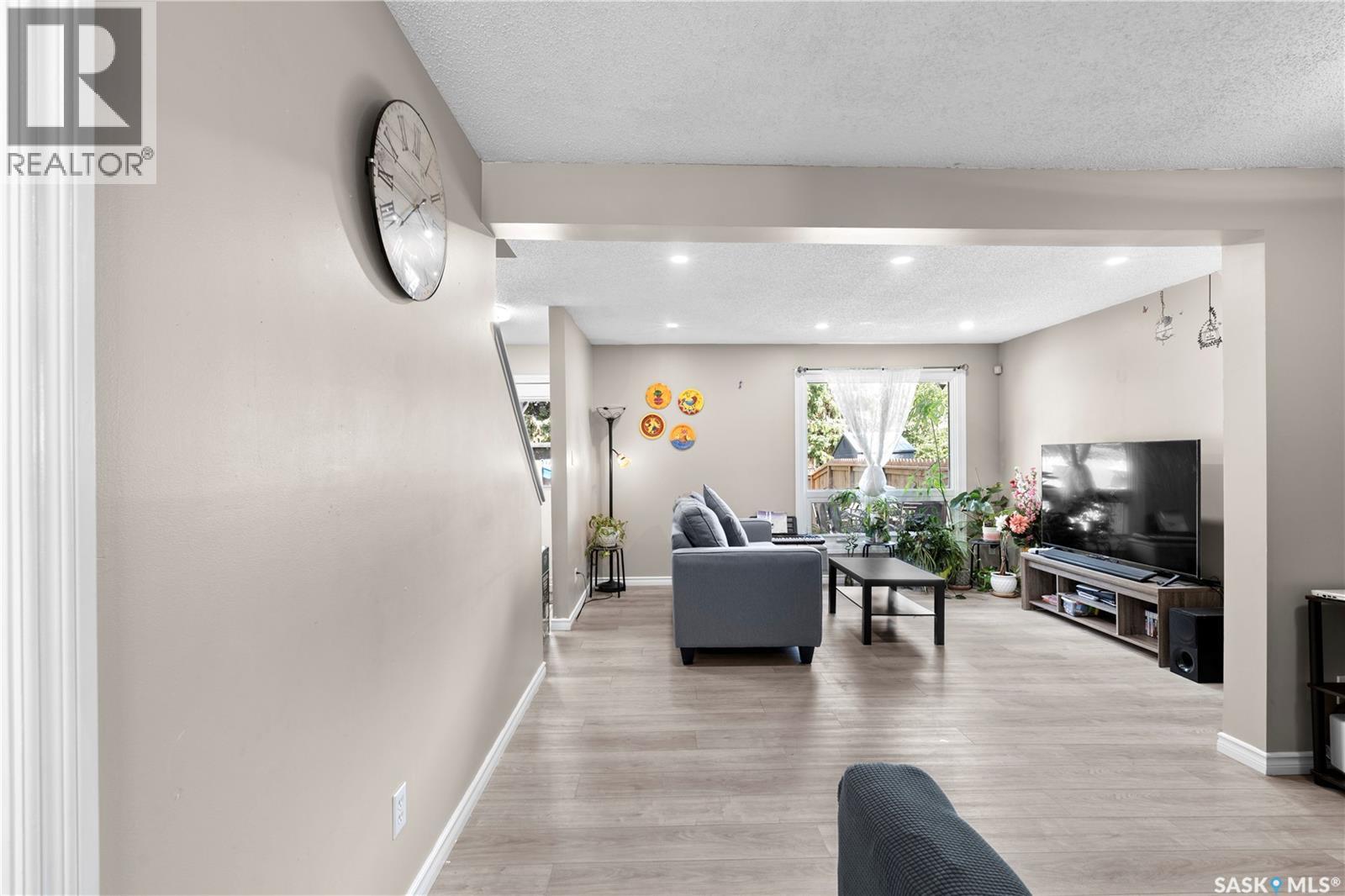 21 1128 McKercher DRIVE