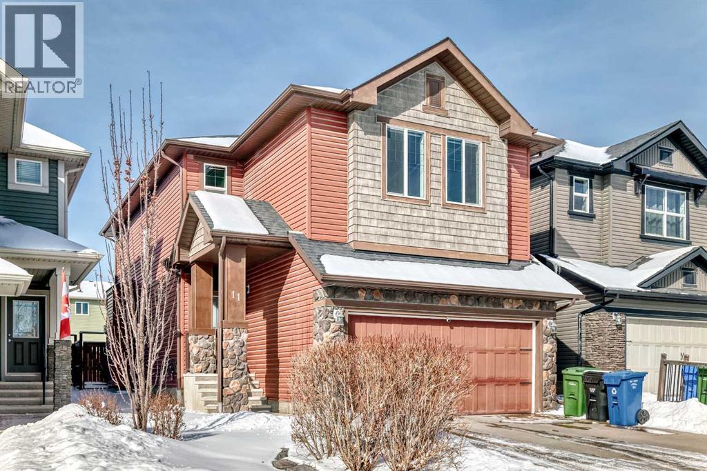 11 Cougar Ridge Place SW