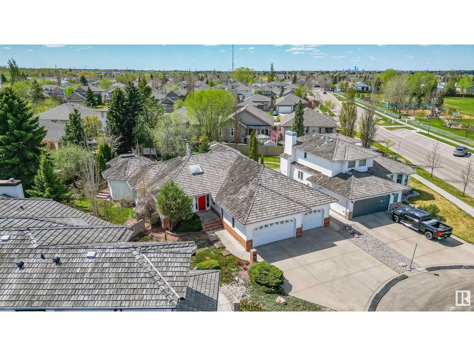 485 REGENCY DR