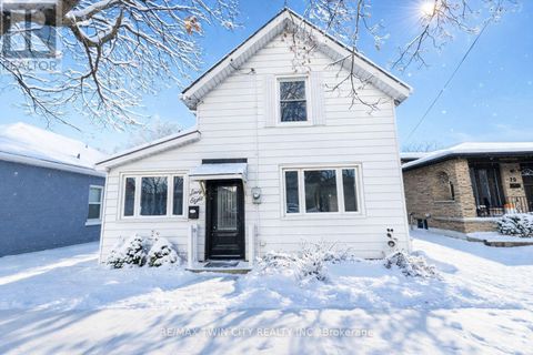 68 OAK STREET Brantford ON N3T2B1