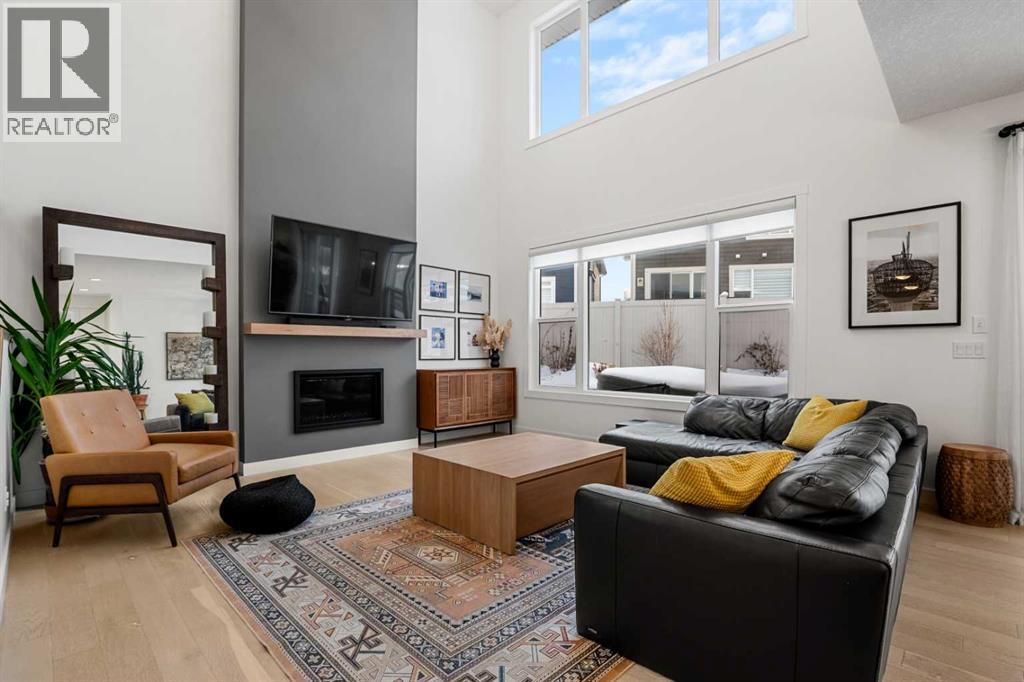 271 West Grove Point SW