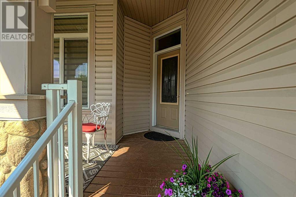 223 Sunset Square