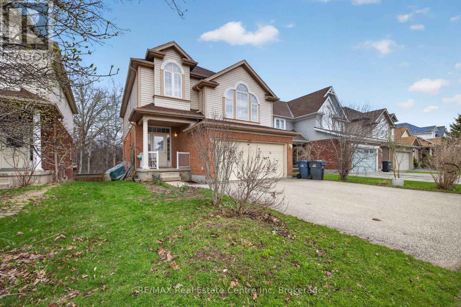 29 MILSON CRESCENT