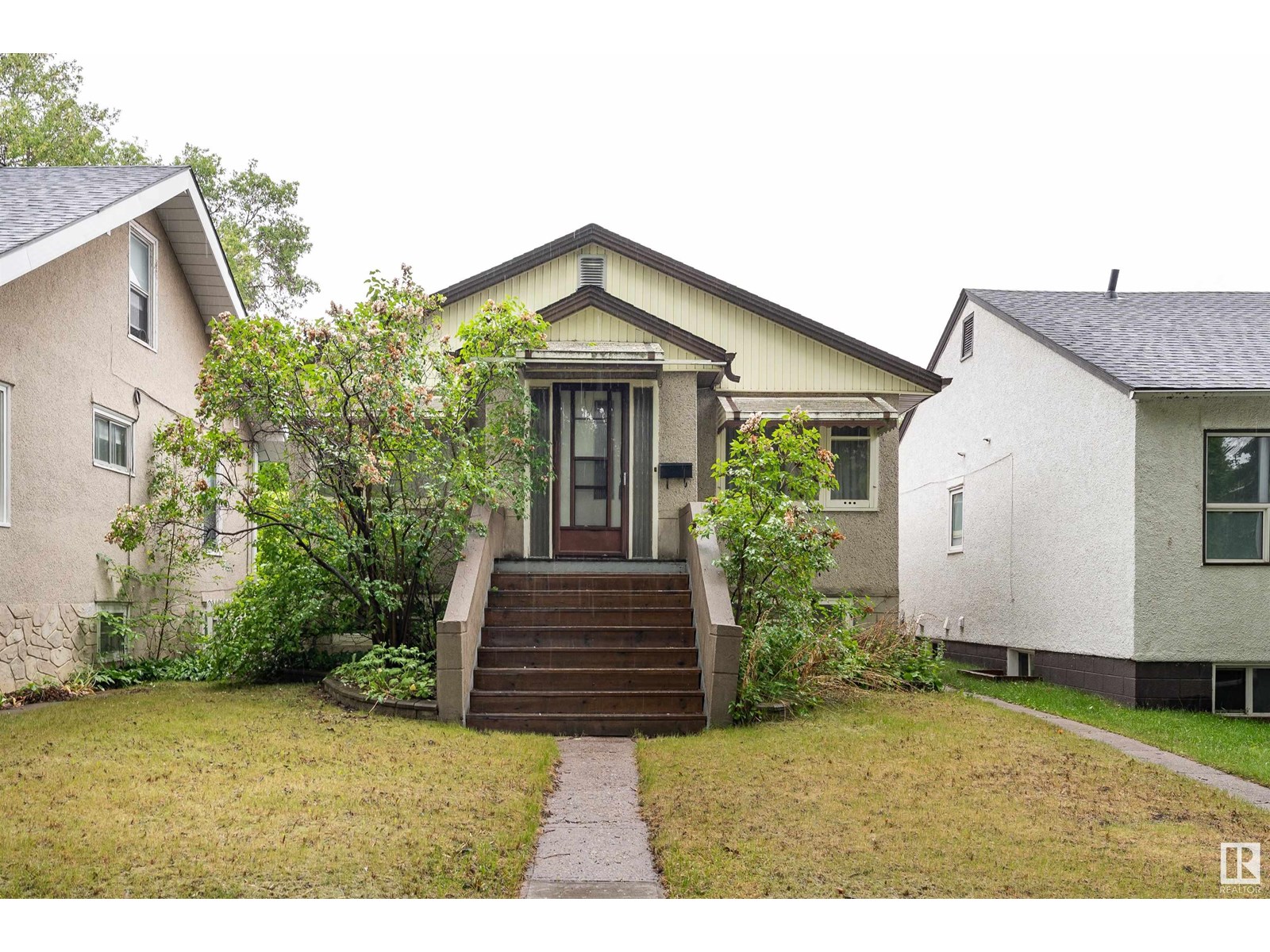11245 69 ST NW
