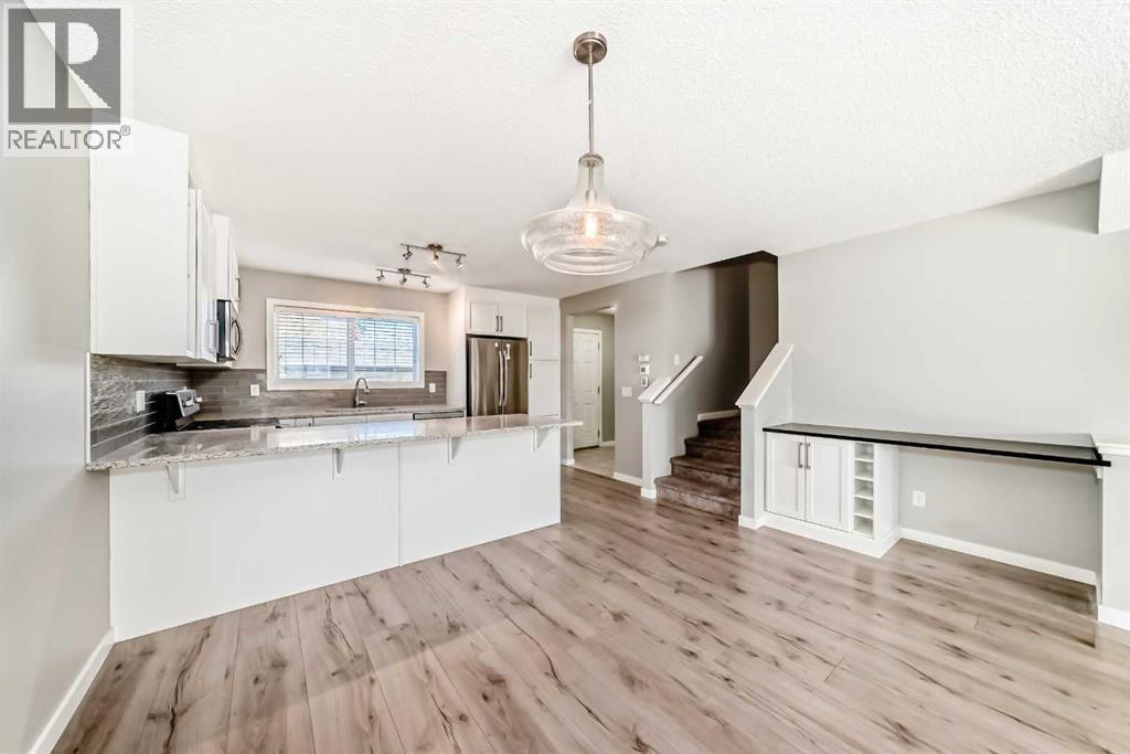 393 Legacy Boulevard SE