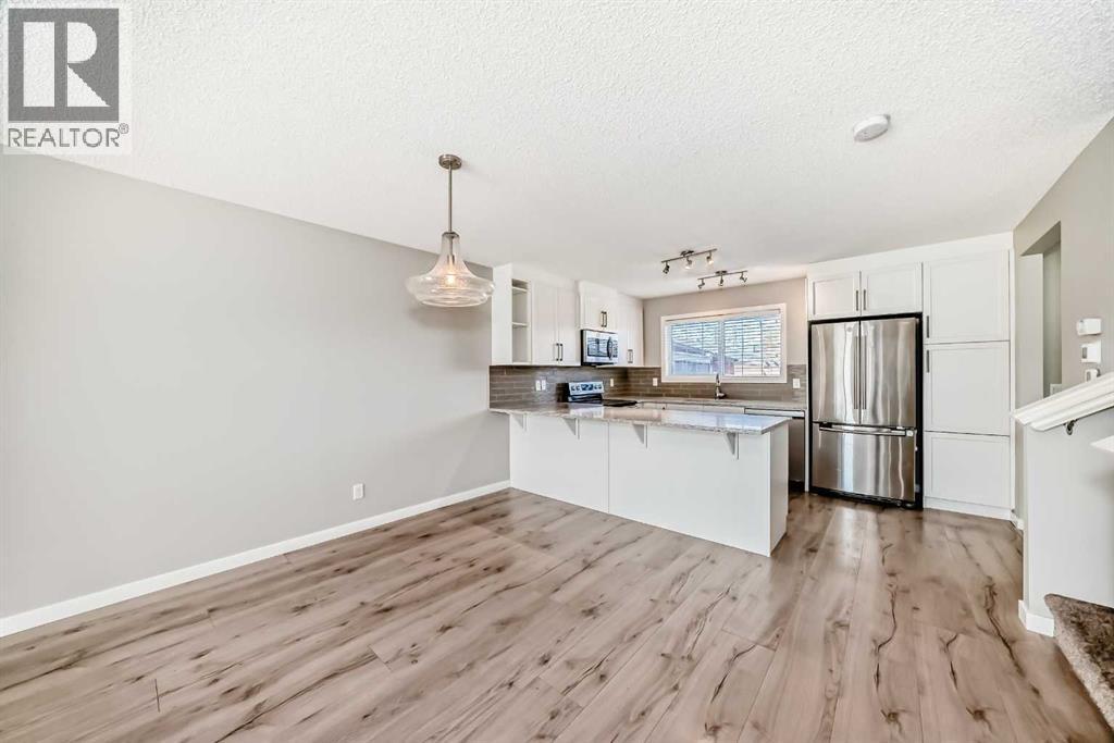 393 Legacy Boulevard SE