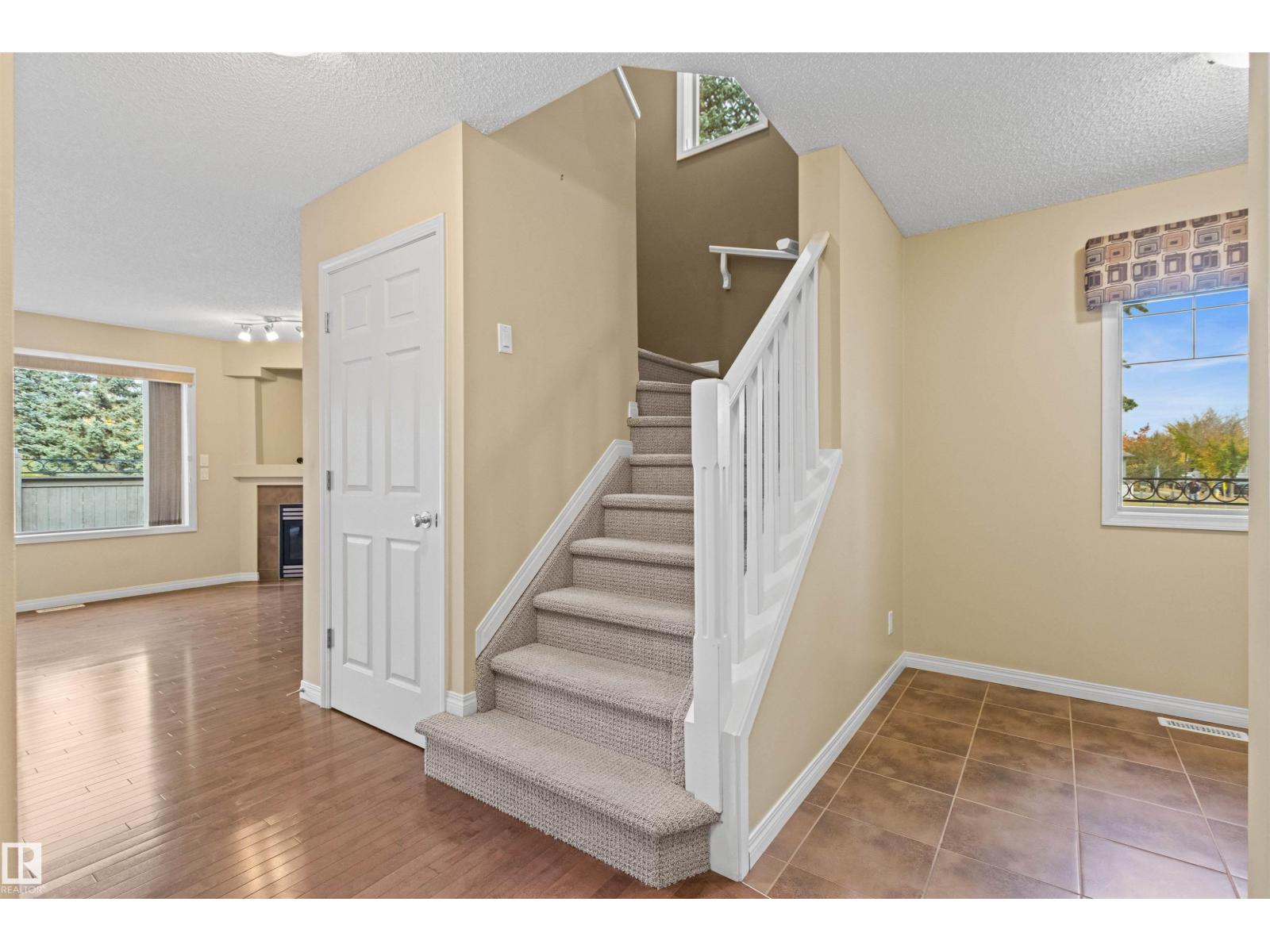 #63 1128 156 ST NW