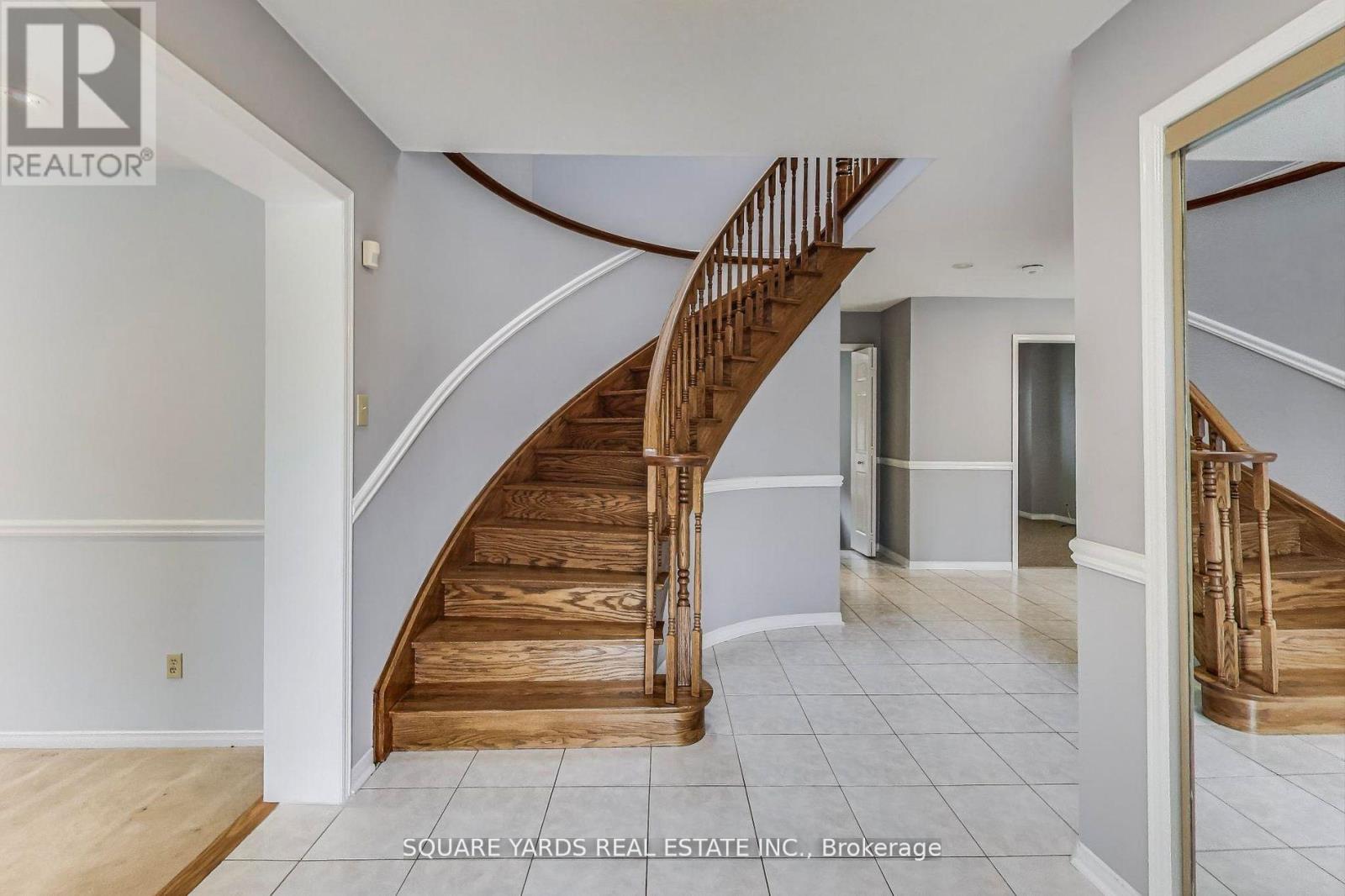 59 ADIRONDACK CRESCENT