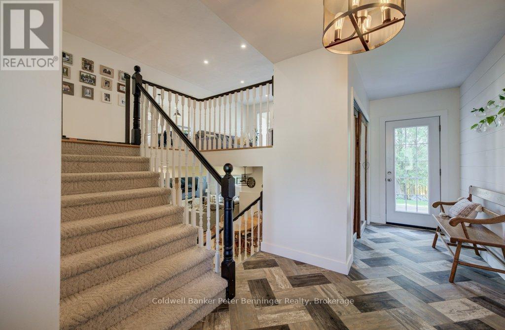 8 WEST RIVER ROAD