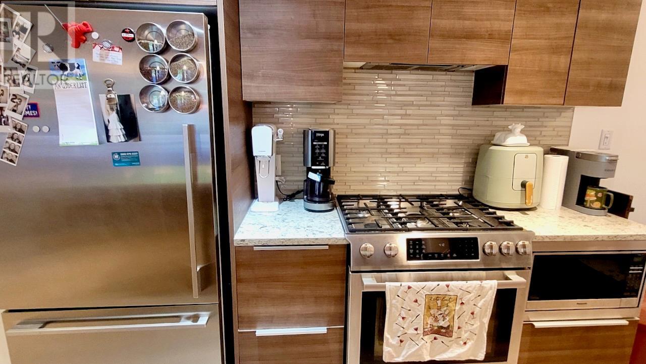 710 VERNON Street Unit# 201