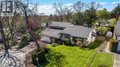 1731 Patly Pl Victoria BC V8S5J5