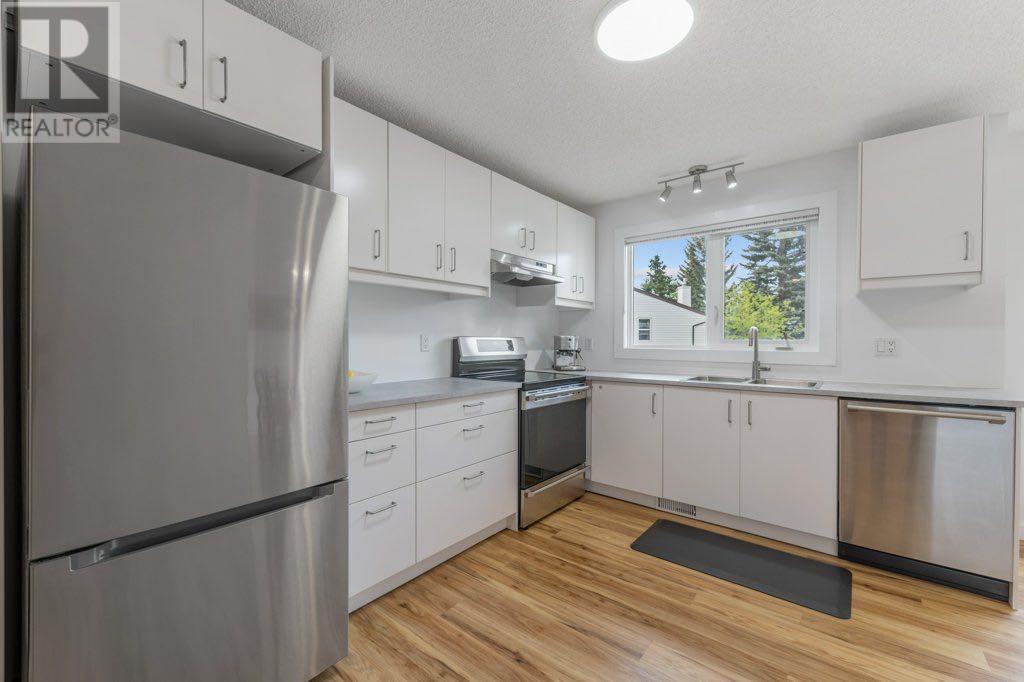 74, 1190 Ranchview Road NW