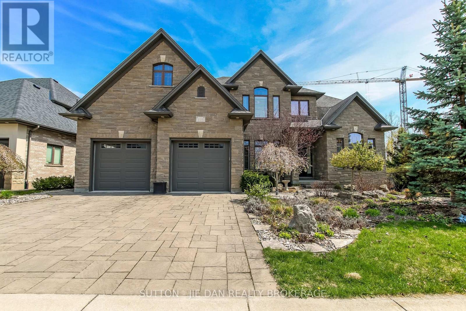 115 PEBBLECREEK WALK