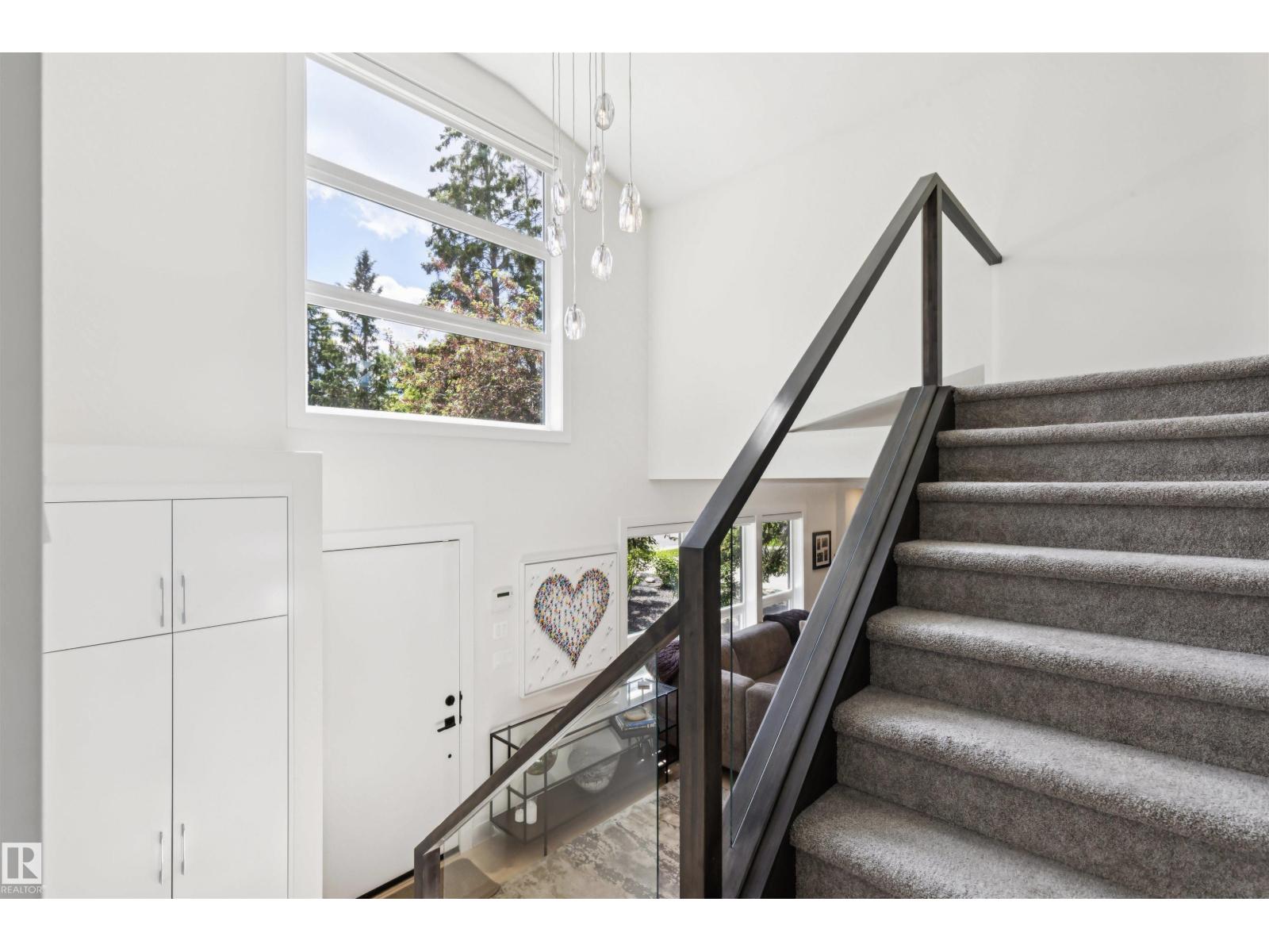 14528 85 AV NW