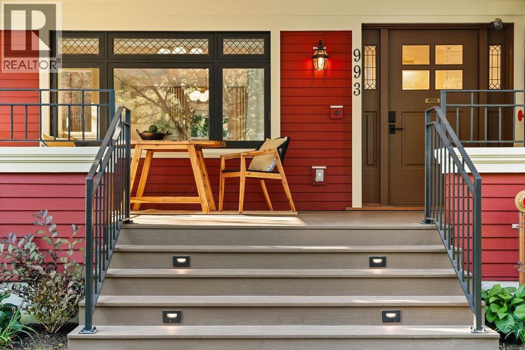 993 BROUGHTON STREET