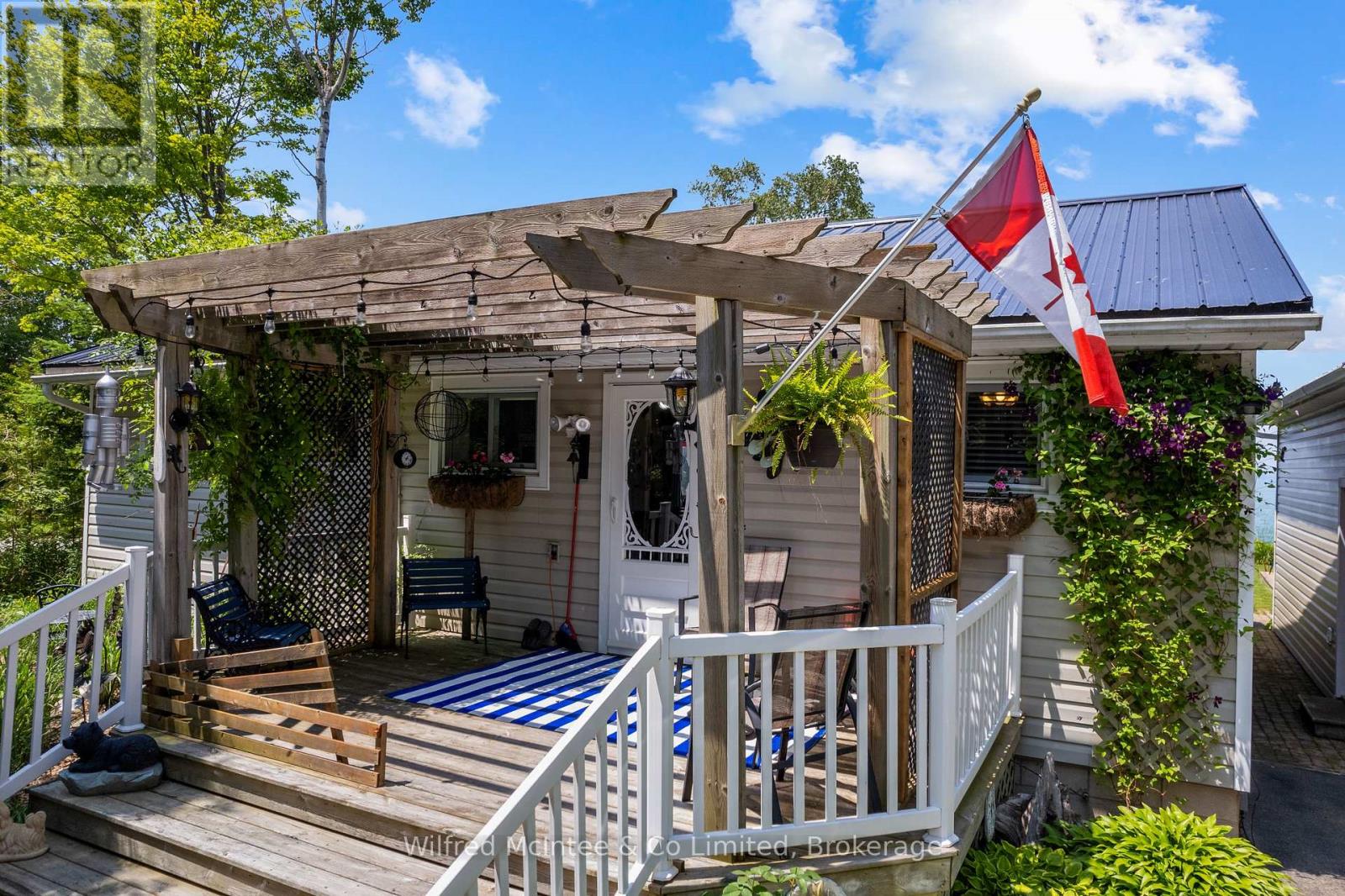 509 BRUCE ROAD 13