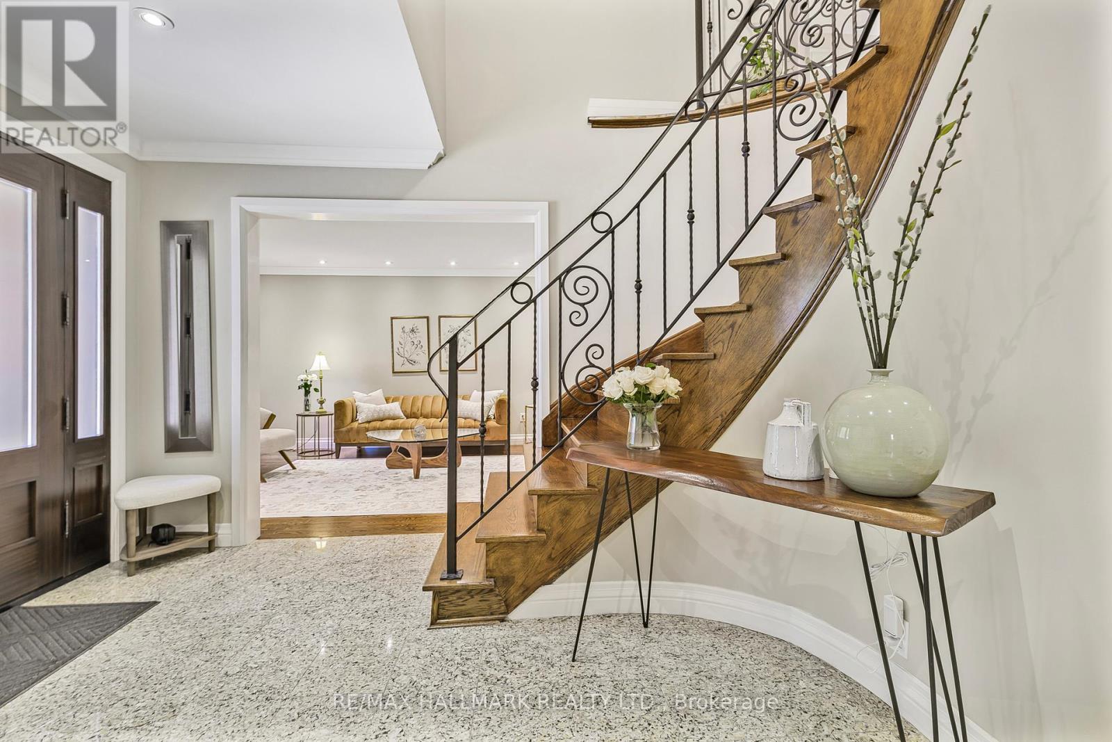48 LAMBERT ROAD