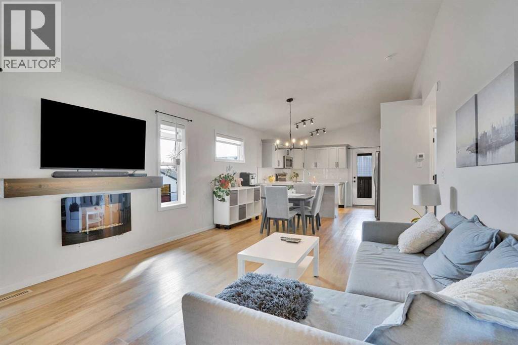 244 Thomlison Avenue