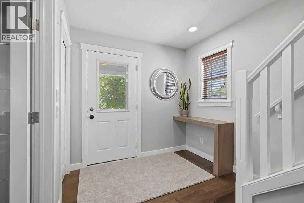 87 Couture Crescent SW