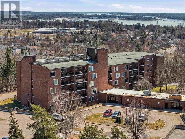 313 MacDonald AVE # 211