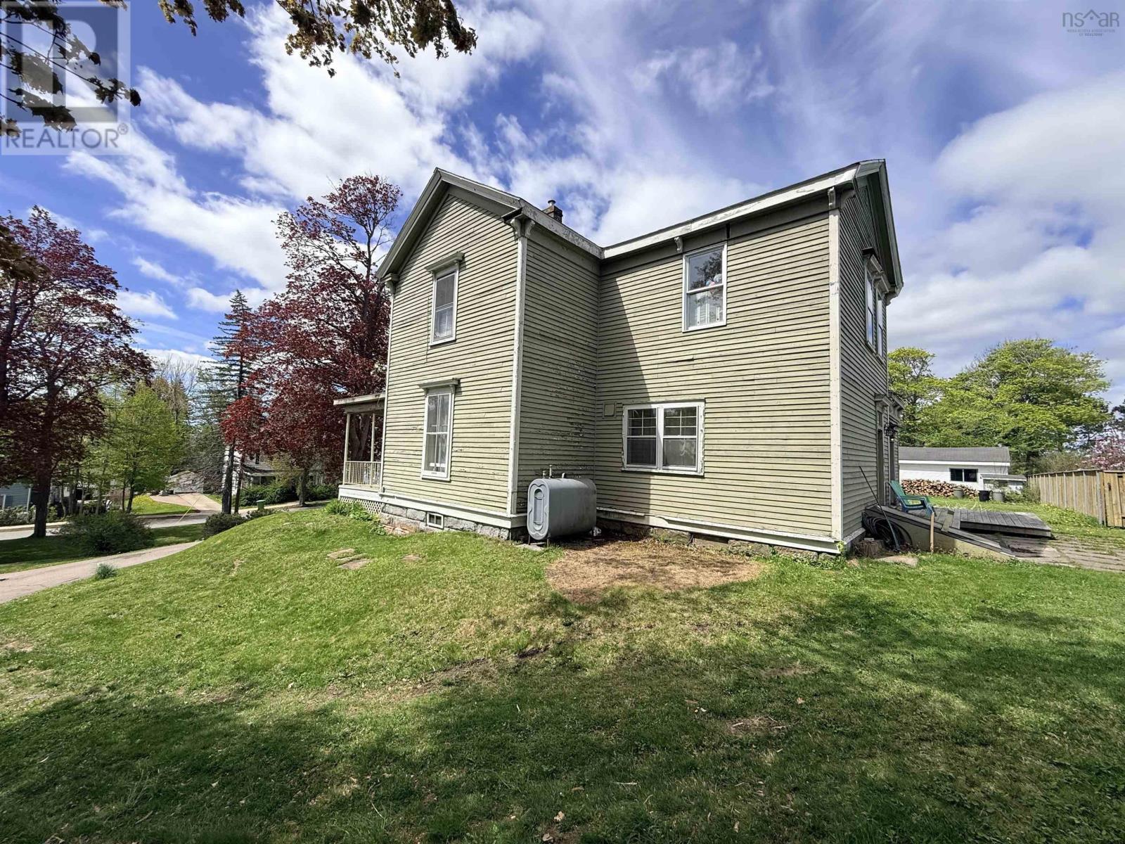 242 Fraser Street