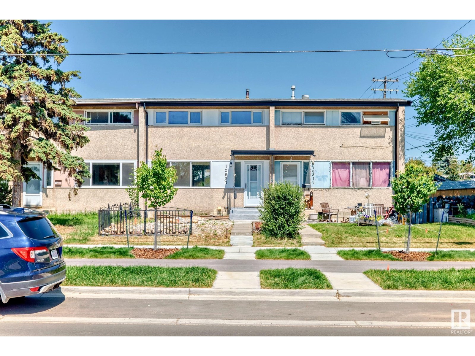 10820 132 AV NW
