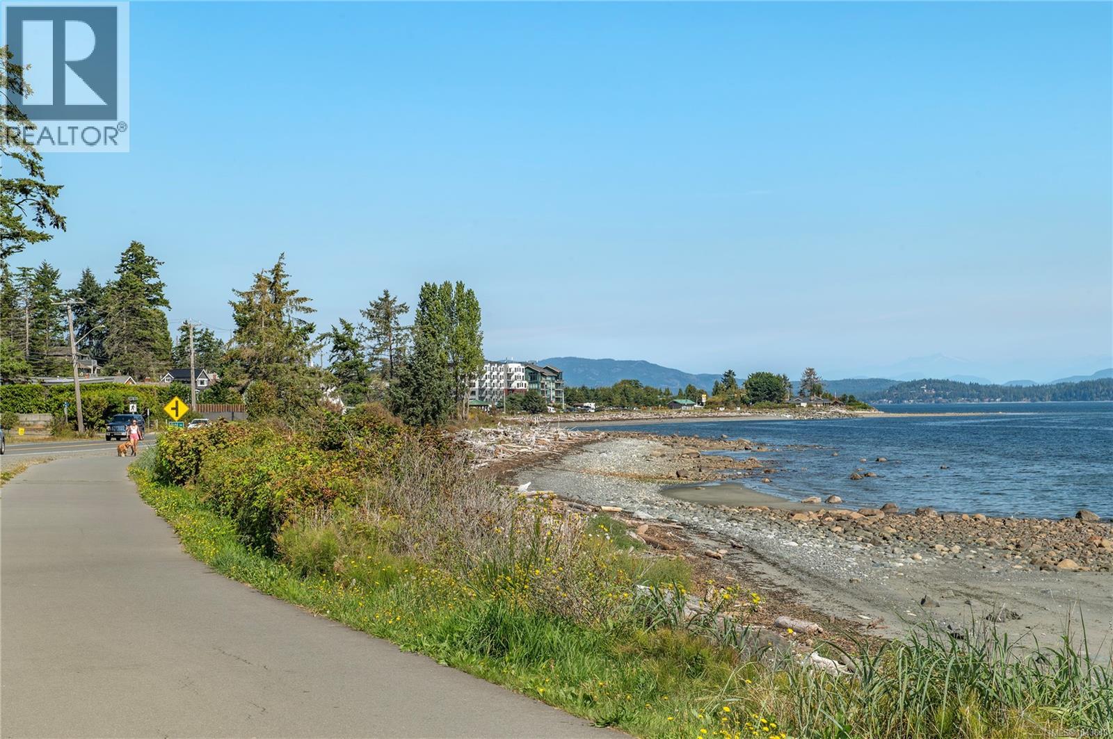 3250 Island Hwy