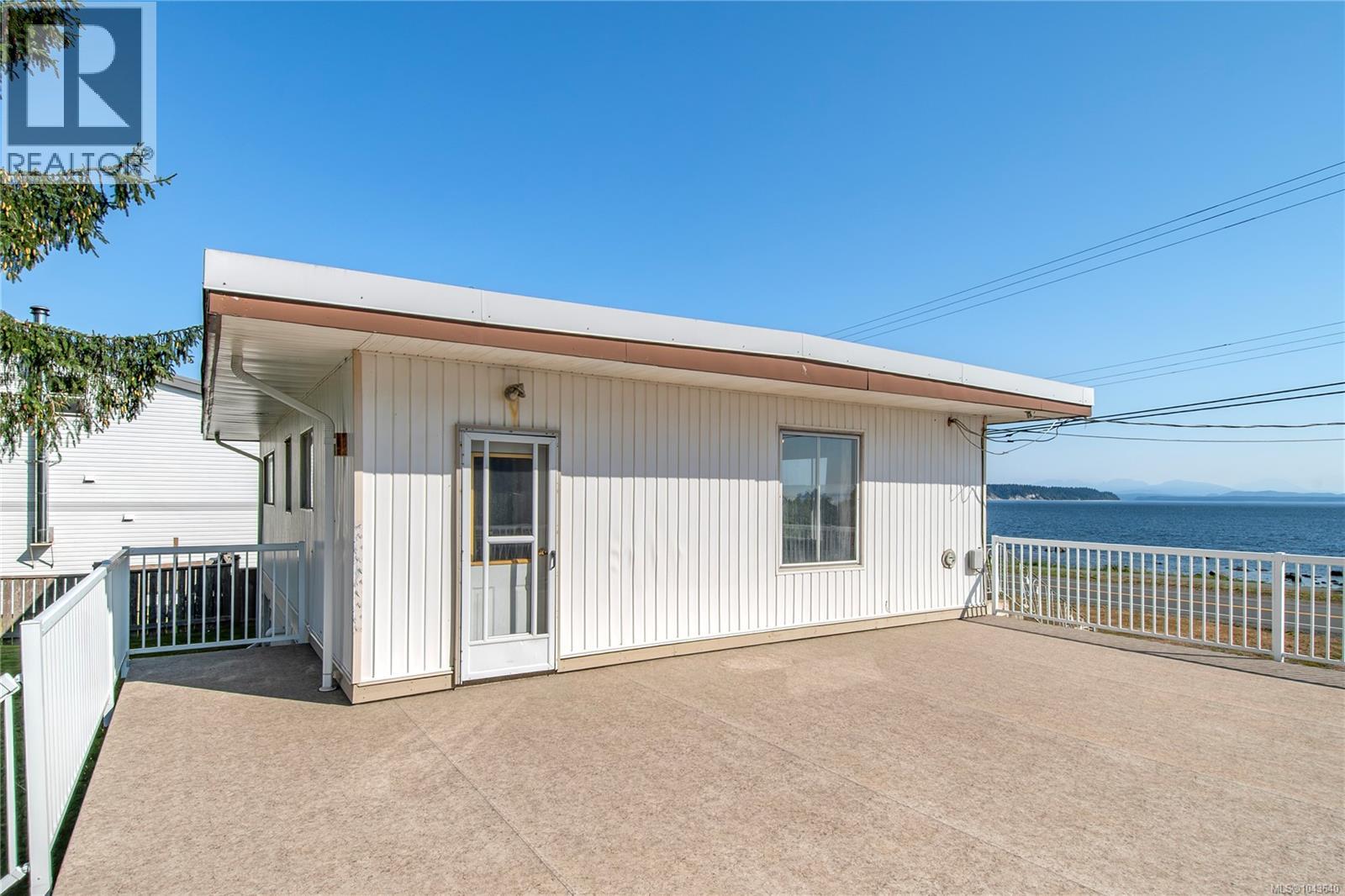 3250 Island Hwy