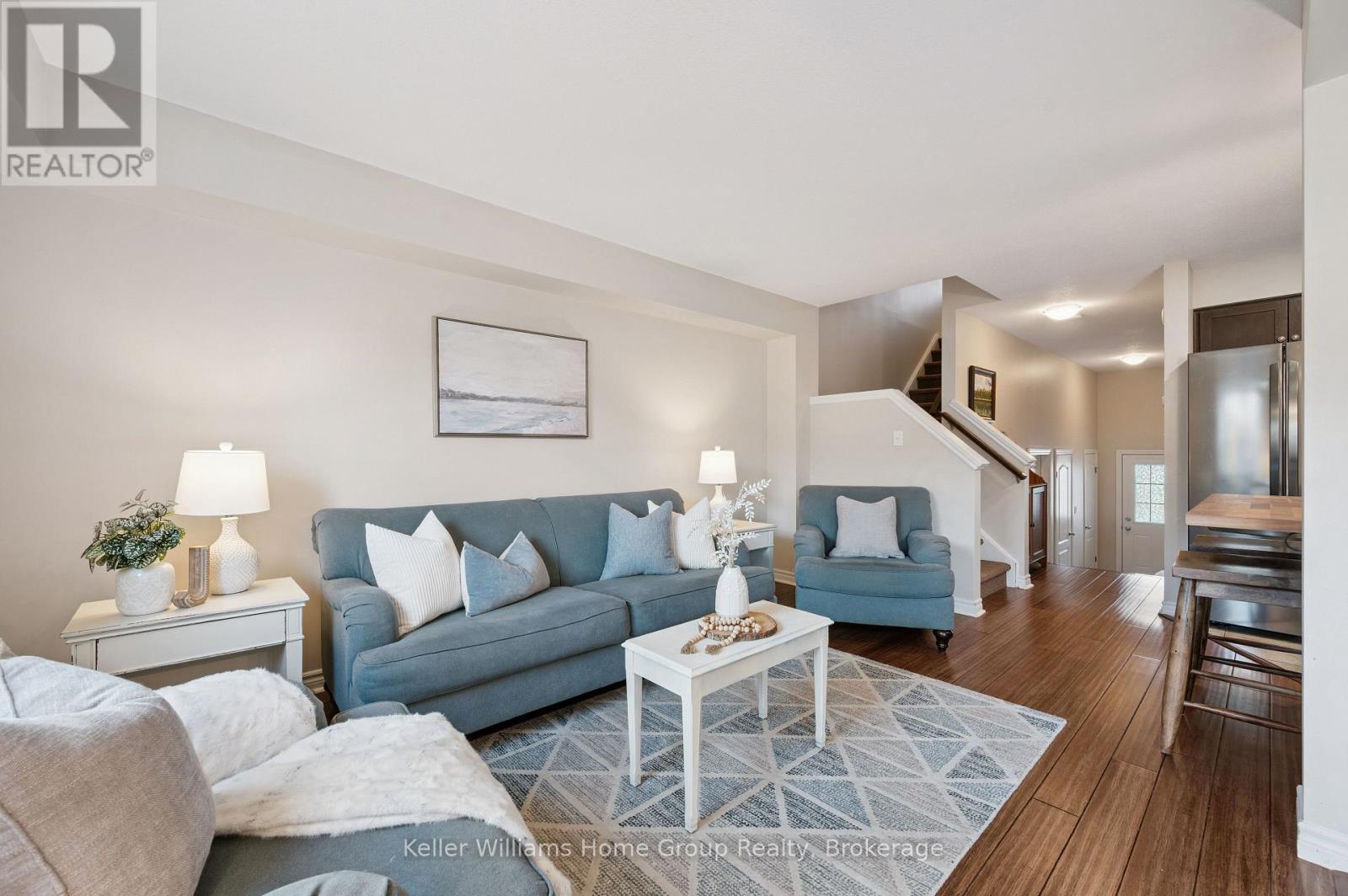 120 CREIGHTON AVENUE