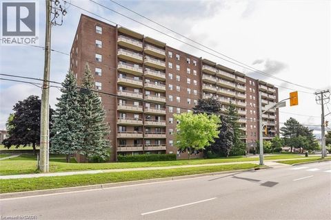 1100 COURTLAND Avenue E Unit# 710 Kitchener ON N2C2H9