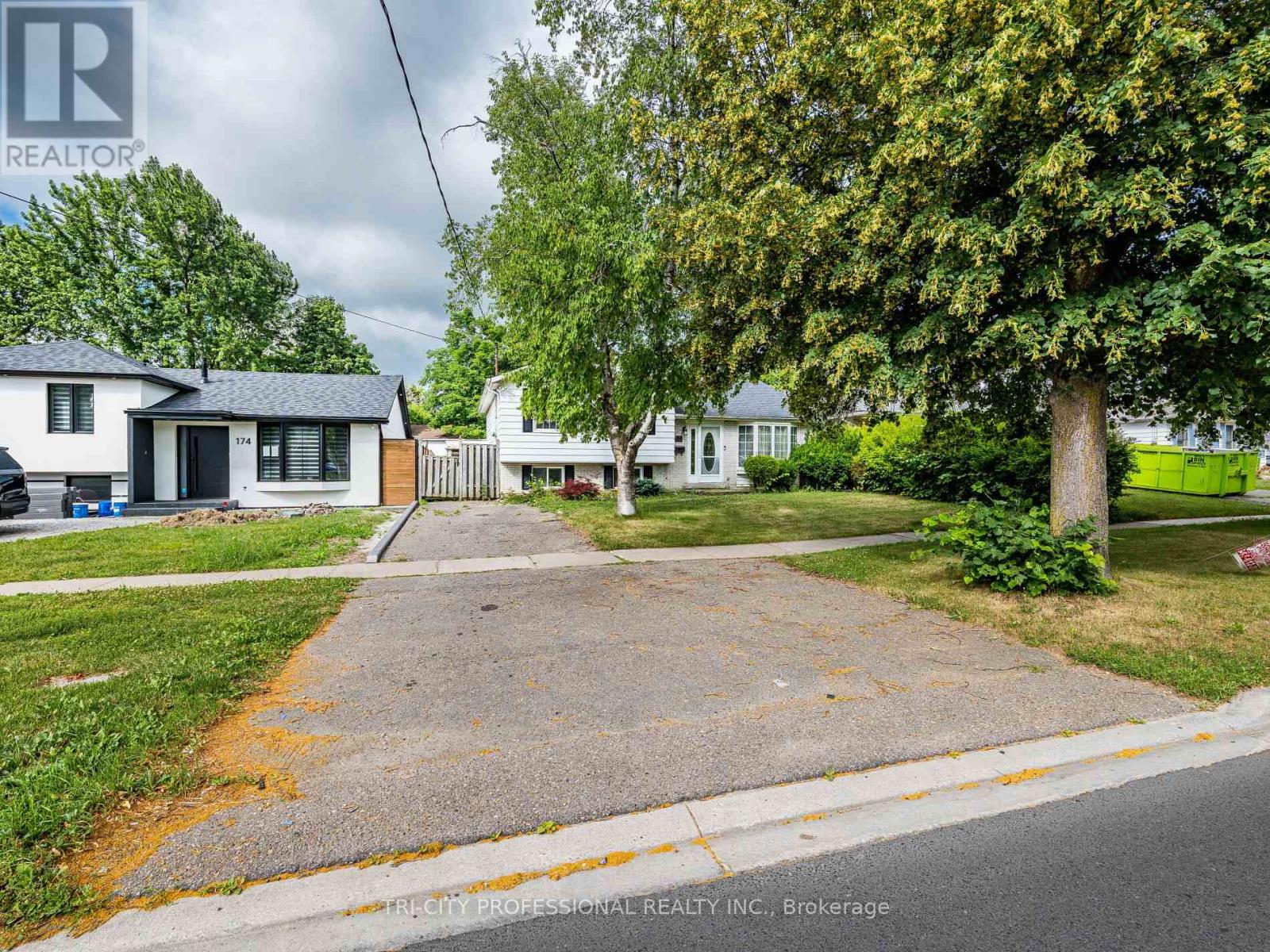 172 MOUNTAINVIEW ROAD S