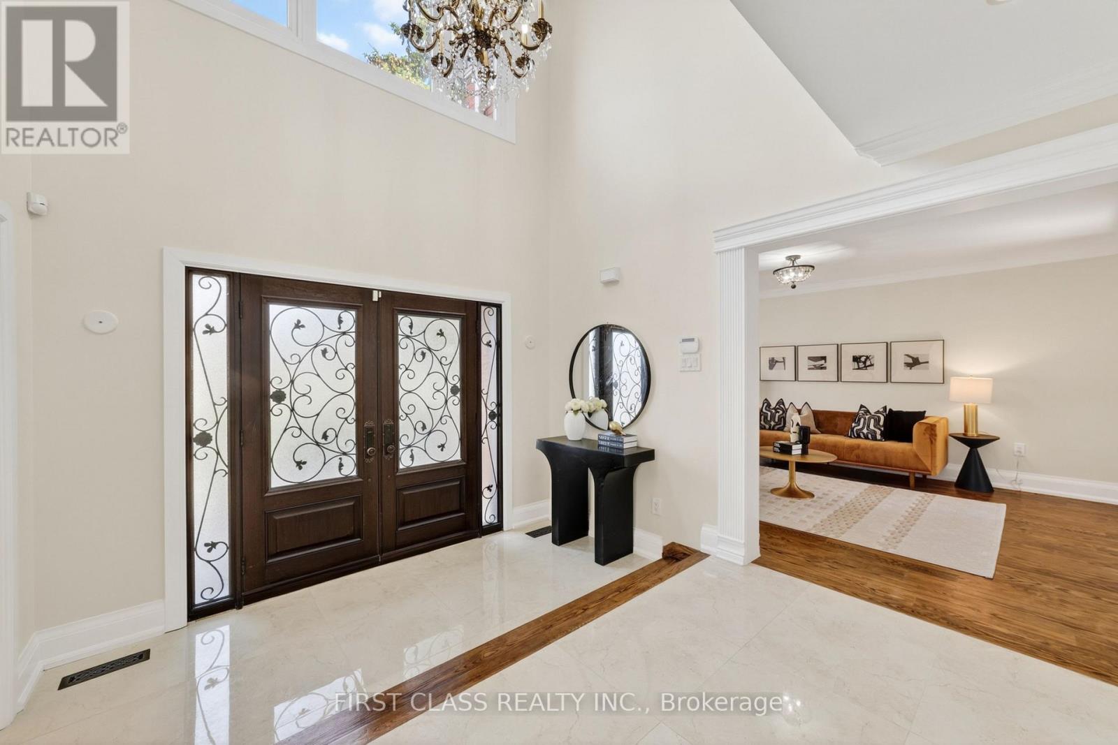 67 HILLHURST DRIVE