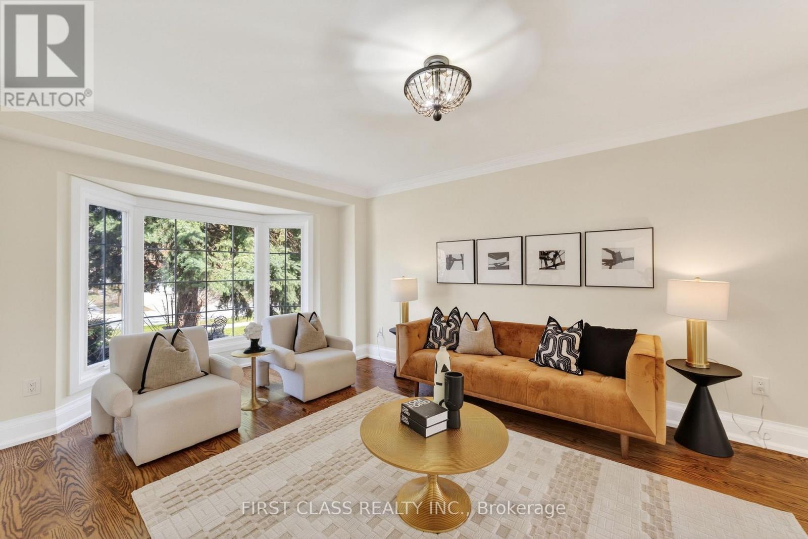 67 HILLHURST DRIVE