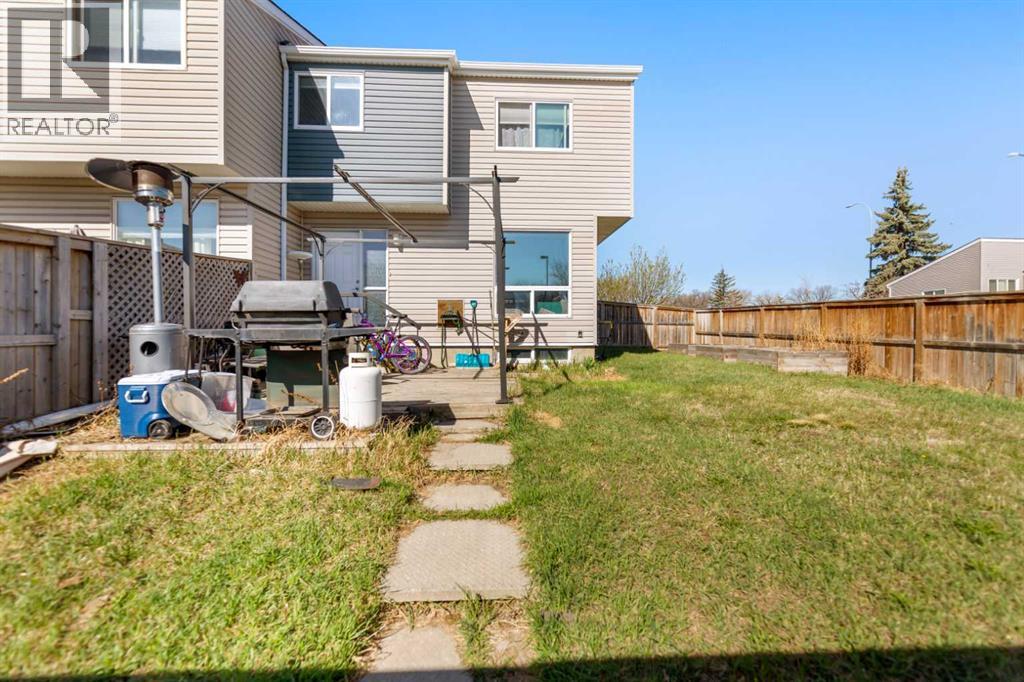 10, 5425 Pensacola Crescent SE