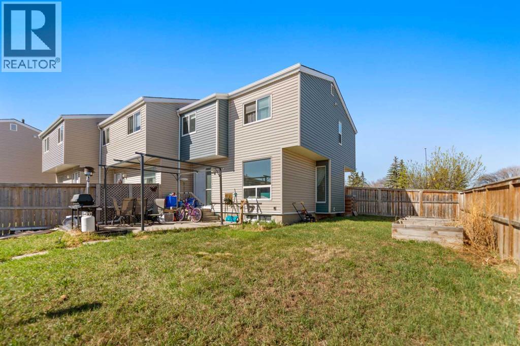 10, 5425 Pensacola Crescent SE