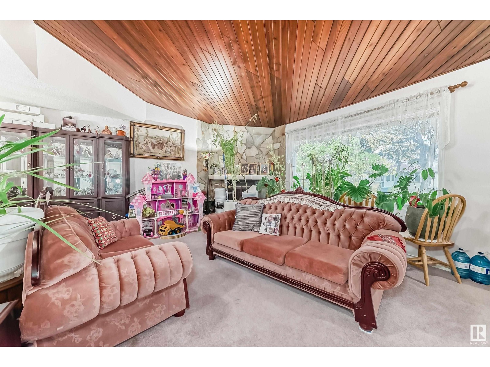 12223 93 ST NW NW