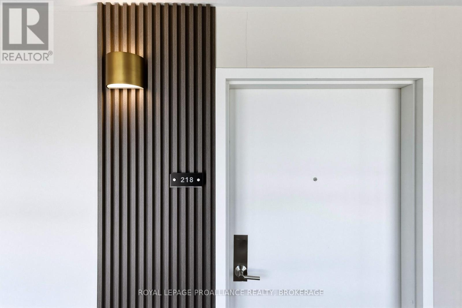 218 - 129B SOUTH STREET