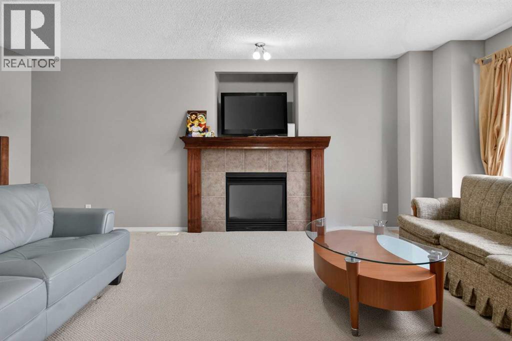 135 Copperstone Grove SE