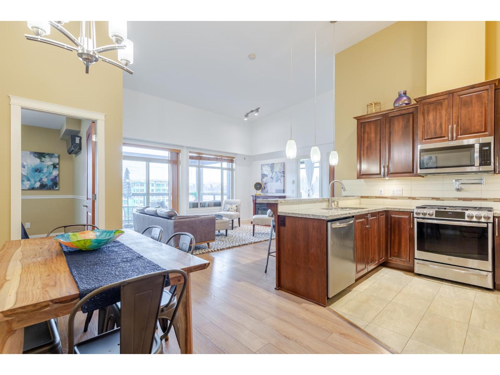 620 32445 SIMON AVENUE